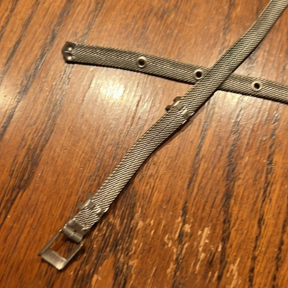 Silver Skinny Mesh Belt With Buckle Size 31
